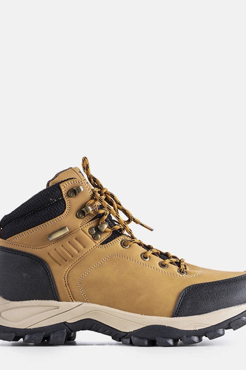 Bottes de randonnée d'hiver...