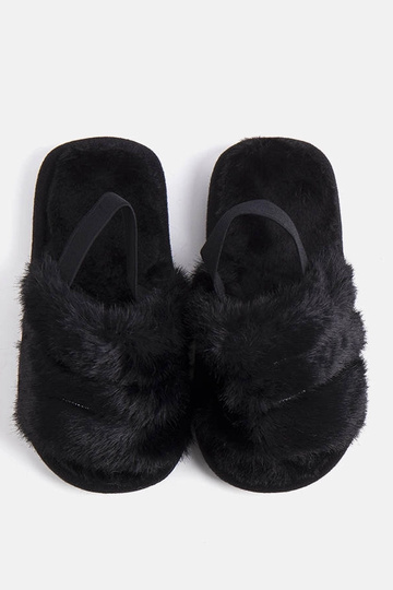 Les chaussons élastiques noirs de Leilana