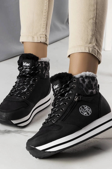 Bottes isolées noires... 2