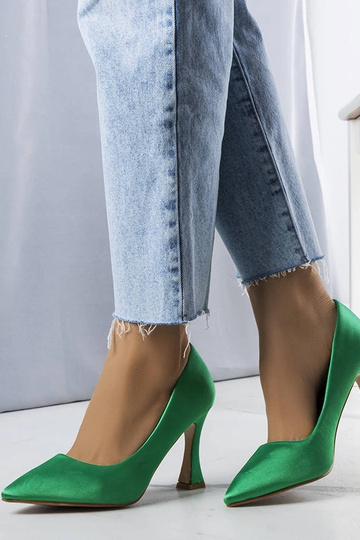 Escarpins à talon sablier...