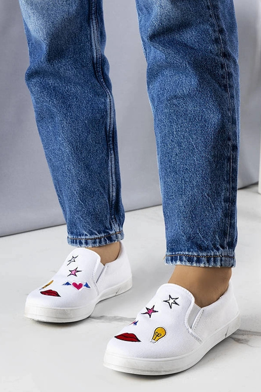 Baskets en tissu blanc avec patchs Anais Baskets en tissu blanc avec patchs Anais