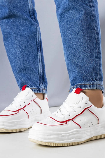 Baskets blanches avec empiècements rouges Nettie