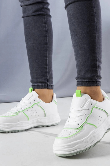 Baskets blanches avec empiècements verts Nettie