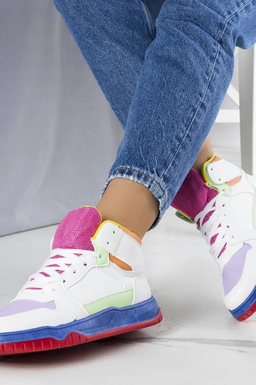 Les baskets montantes... 2