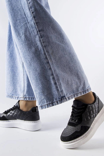 Baskets noires pour femmes Latoya