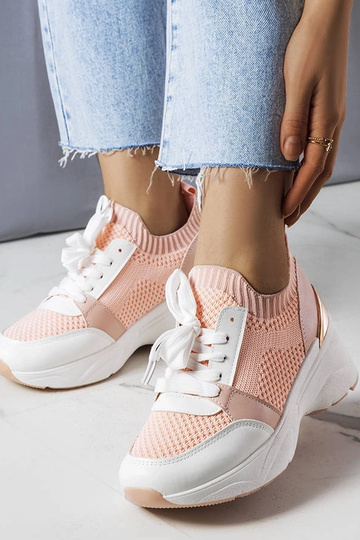 Les baskets compensées...