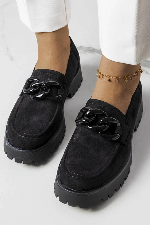 Seigneurs noirs décorés de la chaîne... Seigneurs noirs décorés de la chaîne...