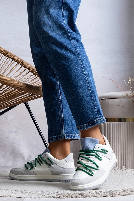 Baskets grises pour femmes avec... Baskets grises pour femmes avec...