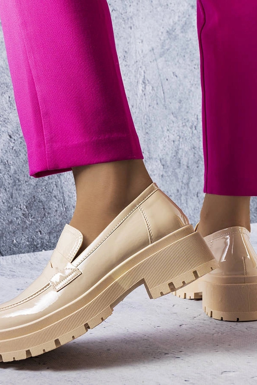 Chaussures Phaneuf en cuir verni beige