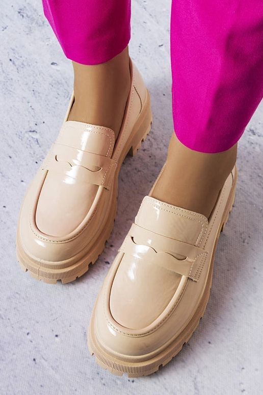 Chaussures Phaneuf en cuir verni beige