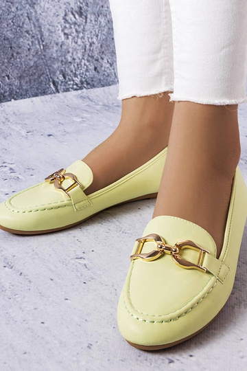 Mocassins verts avec boucle, « Sauvé »