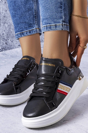 Chaussures noires avec empiècements en cuir verni Annot