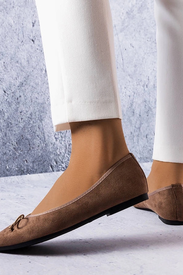 Ballerines marron à bout... 2