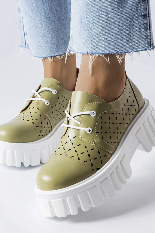 Chaussures épaisses Camus vertes... Chaussures épaisses Camus vertes...