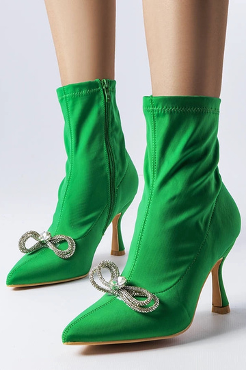 Bottines vertes décorées de... 2