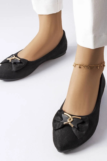 Ballerines noires à bout...