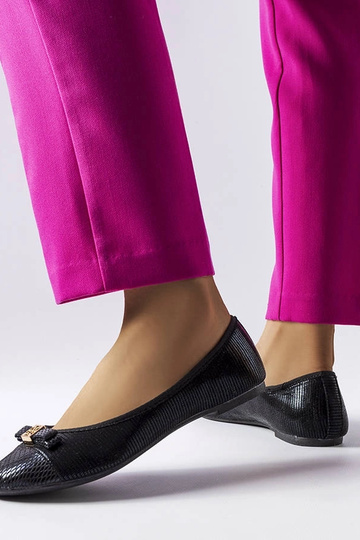 Ballerines élégantes noires avec nœud Lastra 2