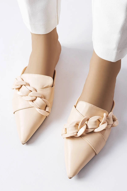 Tongs élégantes beiges à chaîne...