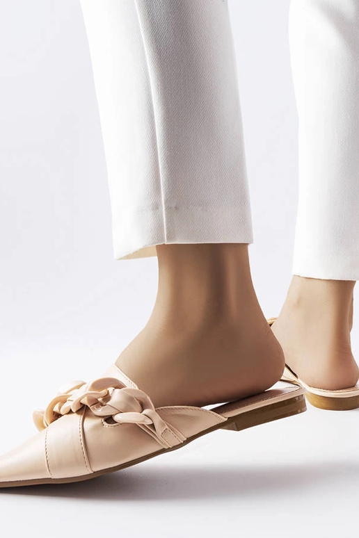 Tongs élégantes beiges à chaîne...