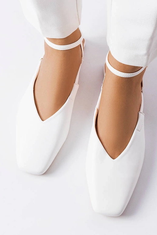 Sandales blanches à bout fermé Jéhovah