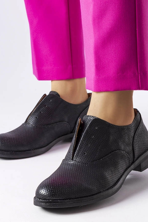 Chaussures Kairaouani noires perforées Chaussures Kairaouani noires perforées