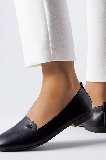 Ballerines noires à bout... 2