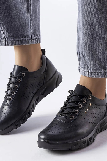 Chaussures ajourées en cuir noir Brodeur
