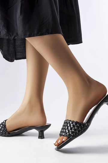 Sandales à talons bas Burbank noires