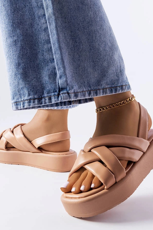 Sandales à plateforme en fer à cheval...