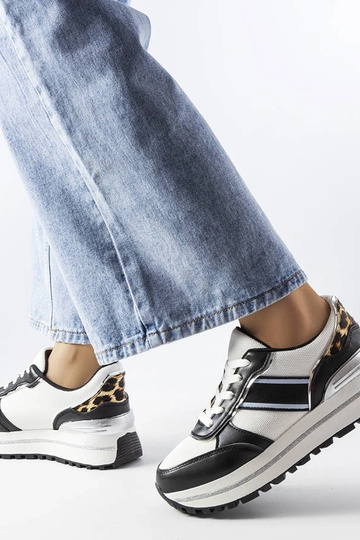 Baskets noires avec... 2