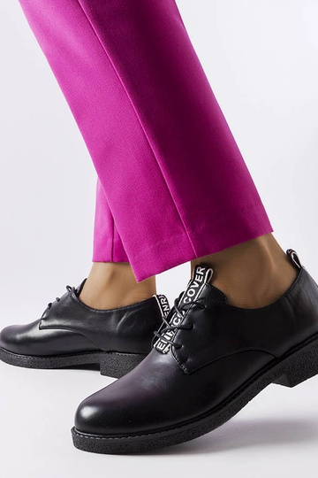 Chaussures à lacets noires Edmonton