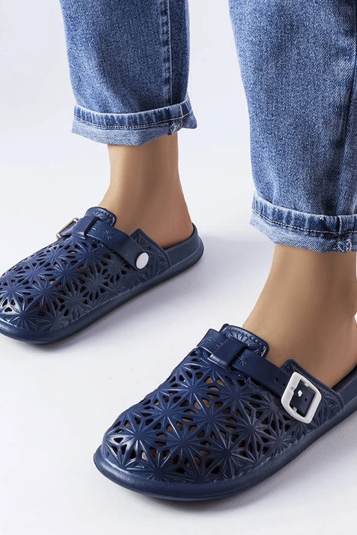 Tongs Peverell en caoutchouc ajouré...