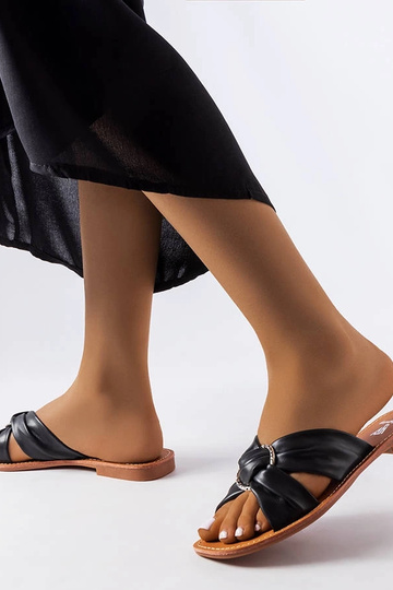 Tongs Belisarda noires élégantes 2