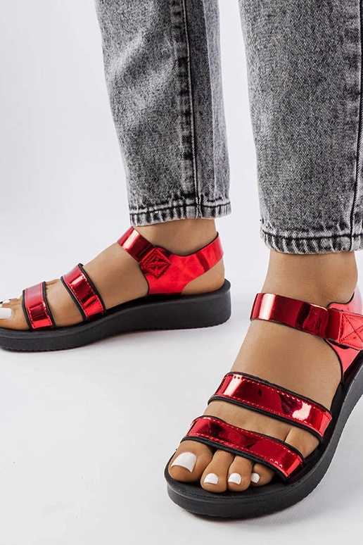 Sandales en cuir verni rouge Brices