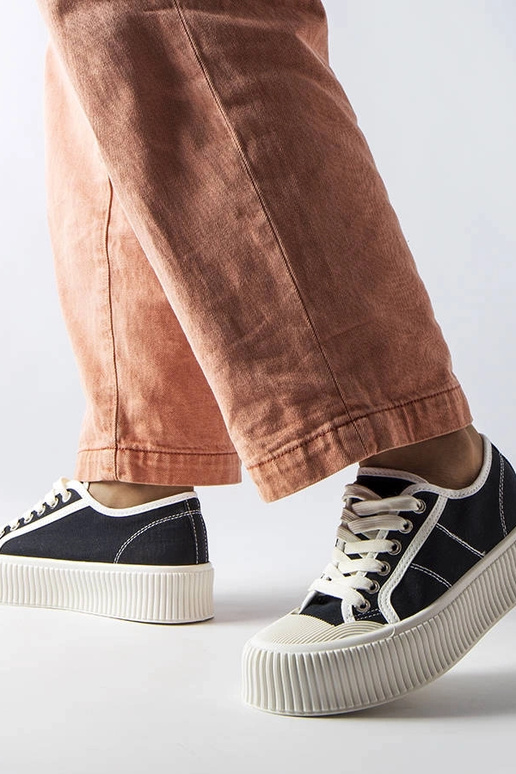 Baskets à plateforme noires Castanthei Baskets à plateforme noires Castanthei