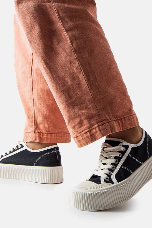 Baskets à plateforme noires Castanthei Baskets à plateforme noires Castanthei