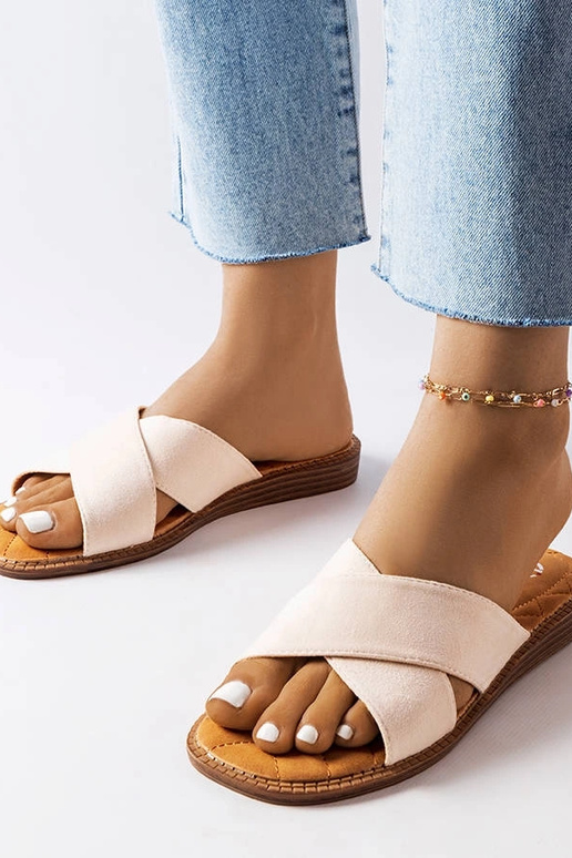 Chaussons couleur sable, « Tiana »