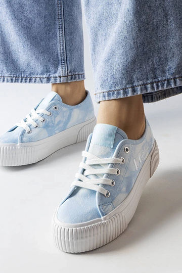 Baskets Lee Cooper bleues...