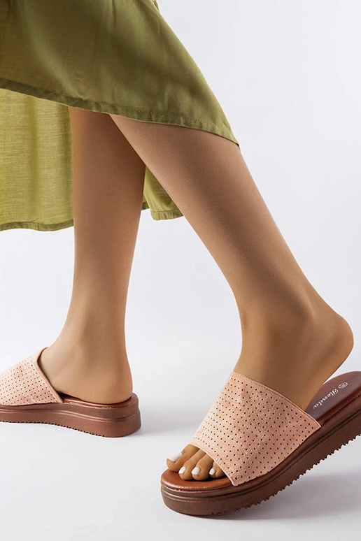 Tongs roses à tige ajourée Idabel Tongs roses à tige ajourée Idabel