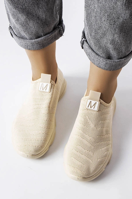 Chaussures de sport pour femmes en... Chaussures de sport pour femmes en...