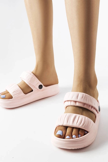 Tongs Griffin en mousse rose