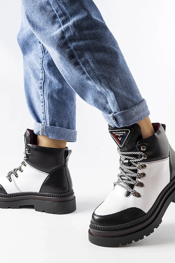 Bottes isolantes noires et blanches Solofra 2
