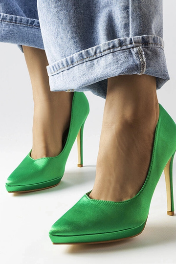 Escarpins en satin vert Silje