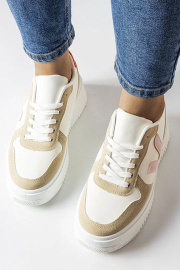 Baskets blanches avec...