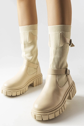 Bottes élégantes beiges à...