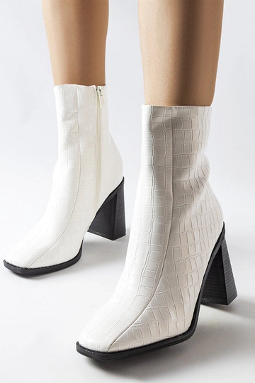 Bottines blanches Belluci en cuir imitation crocodile