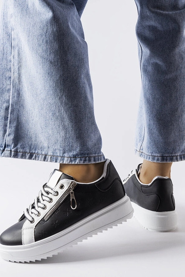 Baskets à lacets noires... 2