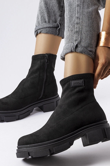 Bottes isolées en daim noir... 2
