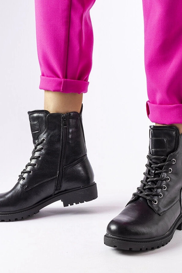 Bottes Ailen isolées noires