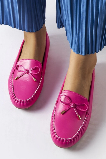 Mocassins roses avec noeud...
